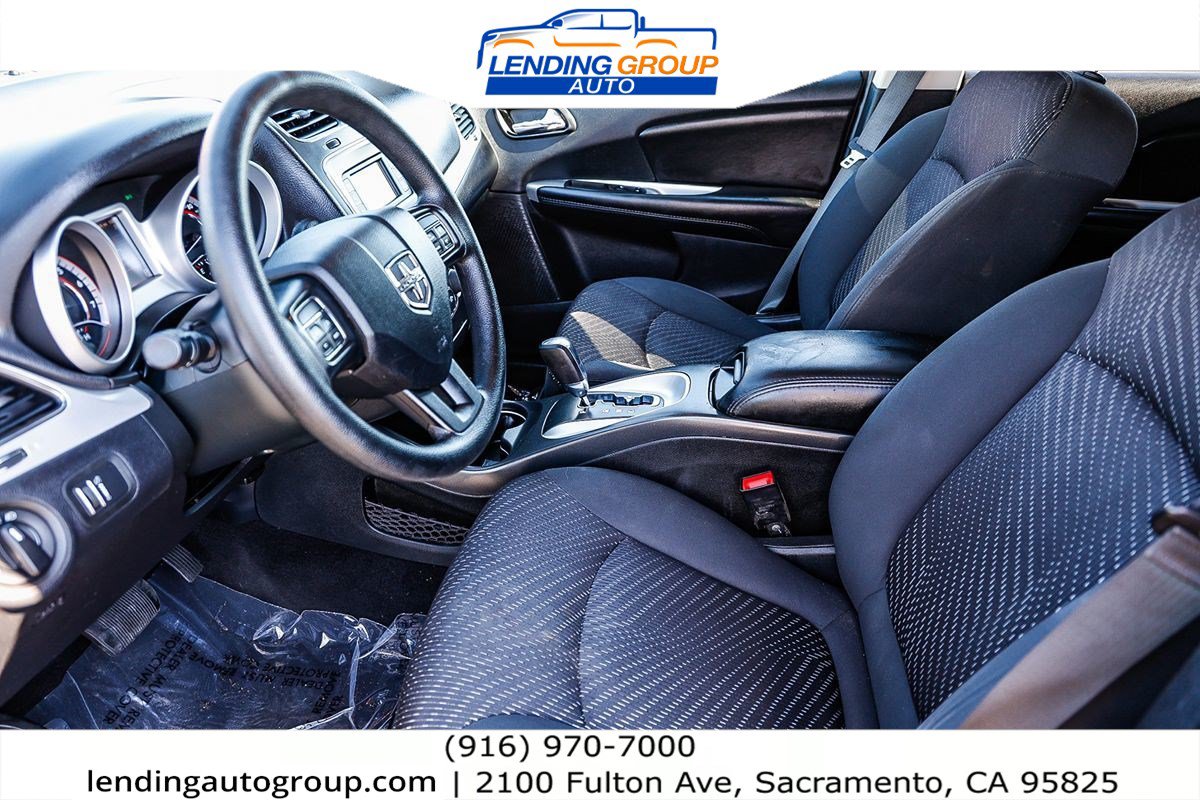 Used 2018 Dodge Journey SE FWD image 19