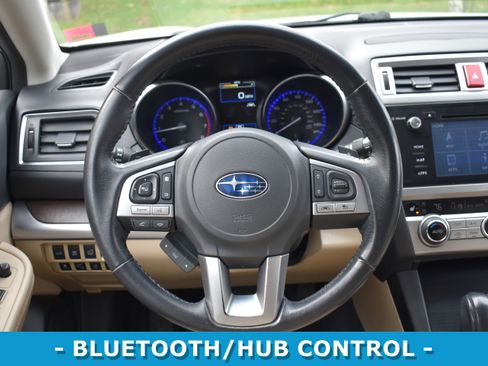 Used 2017 Subaru Outback 2.5i Limited image 11