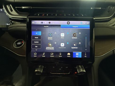 Used 2025 Jeep Grand Cherokee L Summit w/ Advanced Protech Group IV AWD/4WD image 34