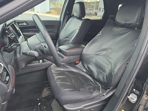 Used 2024 Dodge Durango GT w/ Blacktop Package image 18