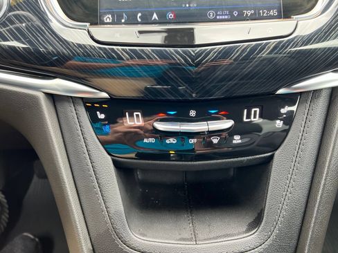Used 2024 Cadillac XT6 Premium Luxury w/ Technology Package AWD/4WD image 19
