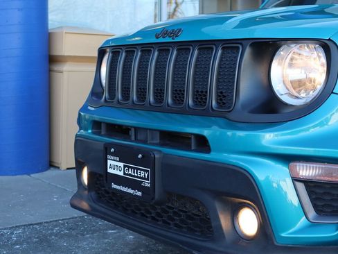 Used 2021 Jeep Renegade Latitude AWD/4WD image 29
