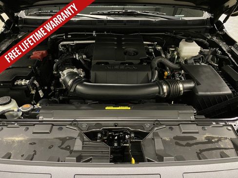 New 2026 Nissan Frontier SV w/ All-Weather Content Package AWD/4WD image 20