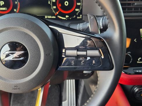 Used 2024 Nissan Z Performance w/ Floor Mat Package image 21