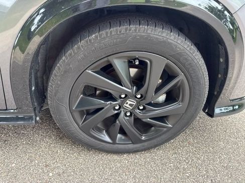 Used 2021 Honda HR-V Sport image 9