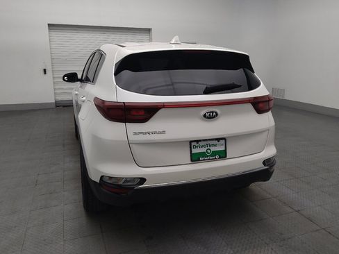 Used 2021 Kia Sportage LX image 6