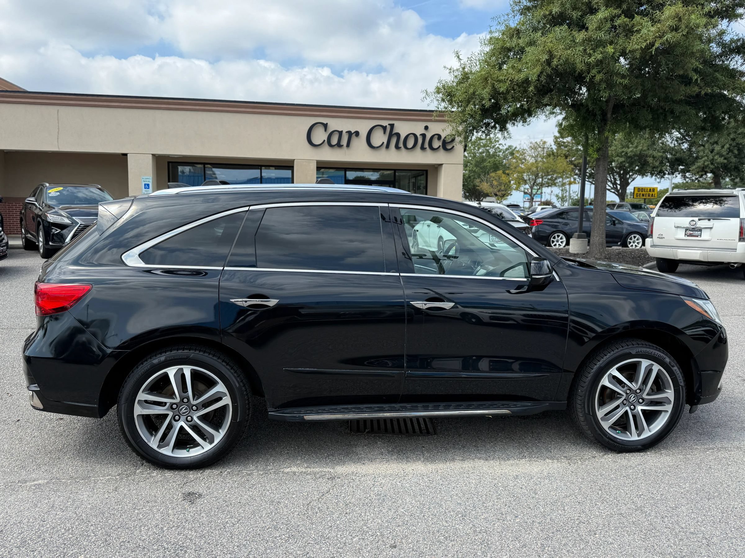 Used 2017 Acura MDX w/ Advance Package AWD/4WD image 7