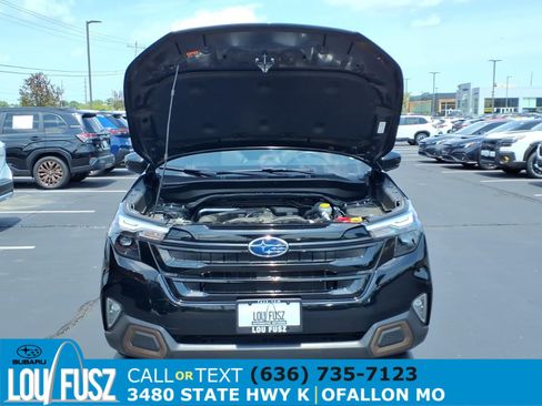 Used 2025 Subaru Forester Sport AWD/4WD image 32