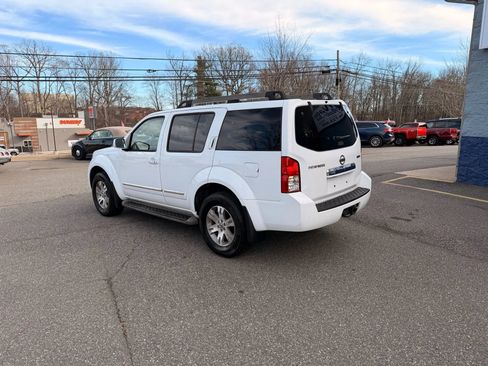 Used 2011 Nissan Pathfinder Silver w/ Protection Pkg image 4