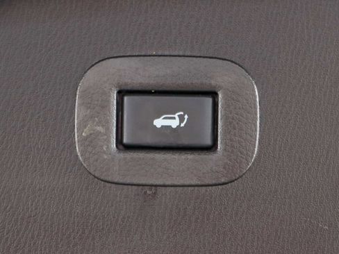 Used 2022 INFINITI QX80 Luxe w/ Cargo Package image 34