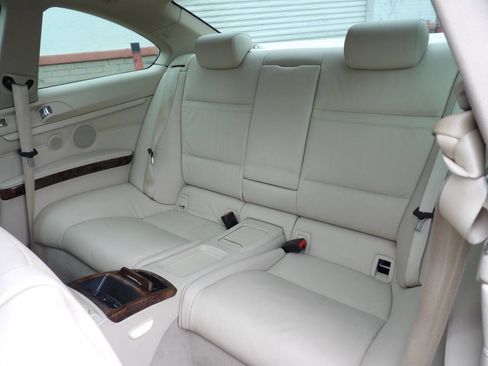 Used 2009 BMW 328i Coupe image 10