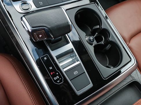 Used 2023 Audi Q8 Premium w/ Convenience Package image 49