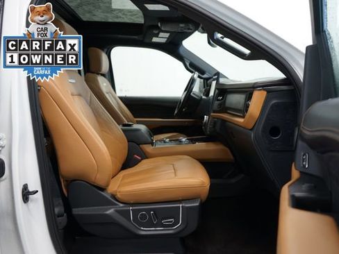 Certified 2023 Ford Expedition Platinum image 34