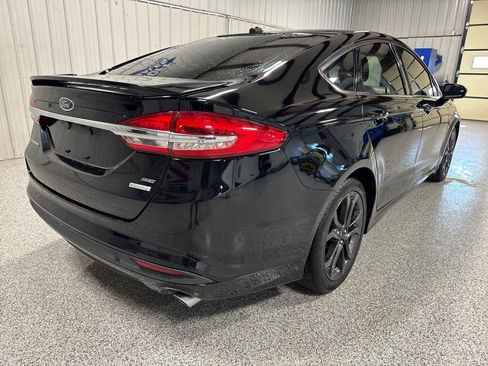 Used 2018 Ford Fusion SE w/ Equipment Group 201A FWD image 7
