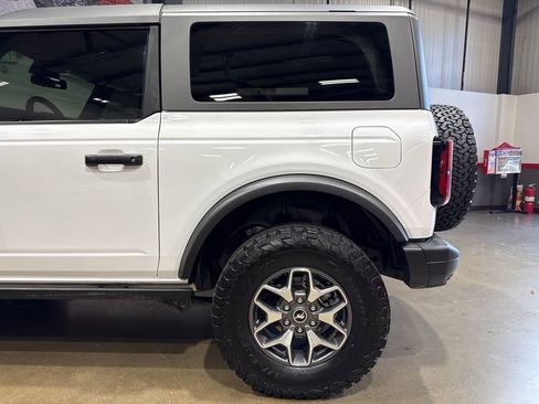 Used 2023 Ford Bronco Badlands image 62