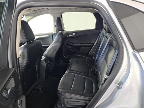 Used 2020 Ford Escape SEL image 8