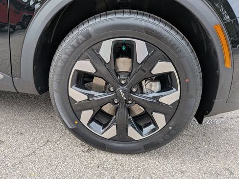 Certified 2024 Kia Sportage X-Line w/ X-Line Premium Package AWD/4WD image 11