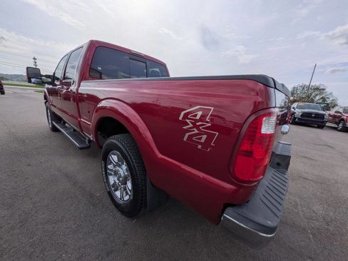 Used 2013 Ford F250 Lariat w/ Lariat Chrome Pkg image 3