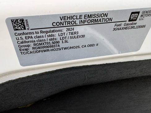 Used 2024 Chevrolet Equinox LS w/ LS Convenience Package image 61