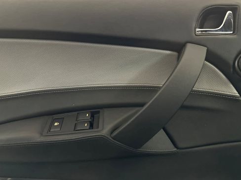 Used 2010 Tesla Roadster Sport image 11