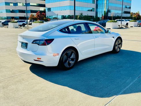 Used 2020 Tesla Model 3 RWD image 9