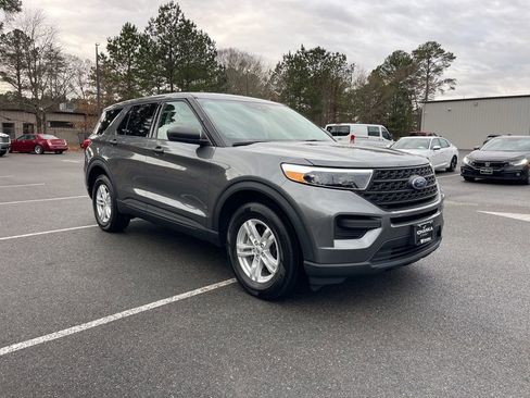 Certified 2022 Ford Explorer 4WD image 4