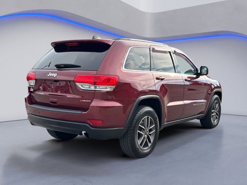Used 2019 Jeep Grand Cherokee Laredo w/ Laredo X Package image 5