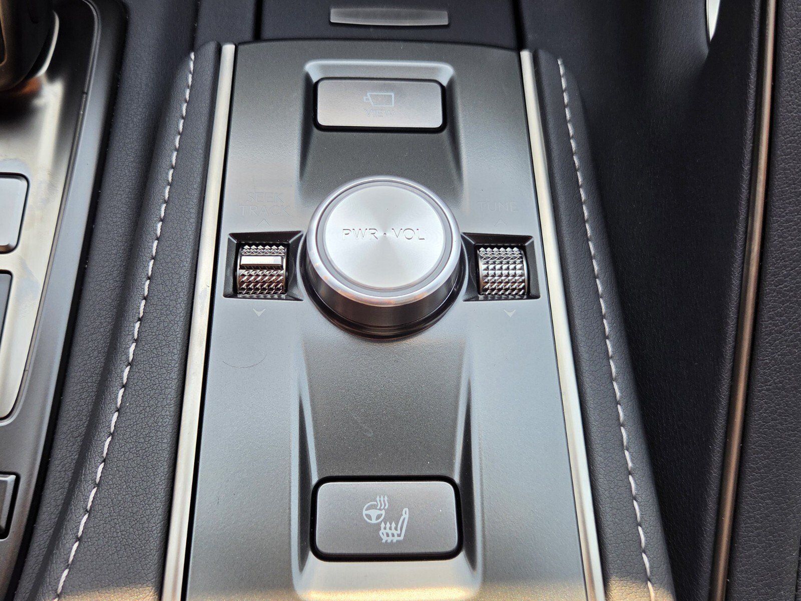 Used 2024 Lexus LC 500 Coupe w/ Dynamic Handling Package RWD image 24