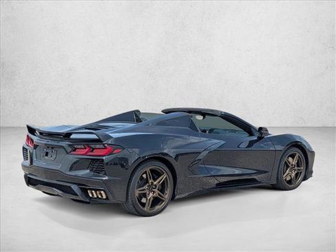 Used 2024 Chevrolet Corvette Stingray Convertible w/ Z51 Performance Package RWD image 5