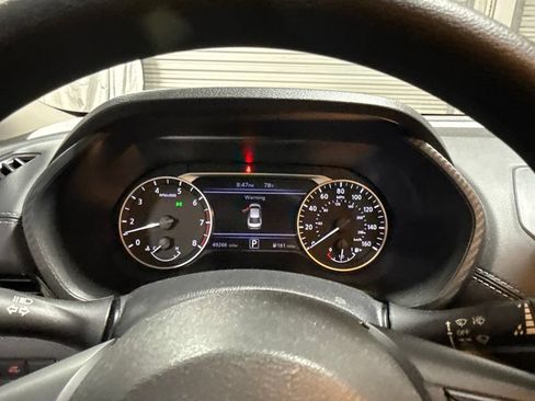 Used 2024 Nissan Sentra SV FWD image 25