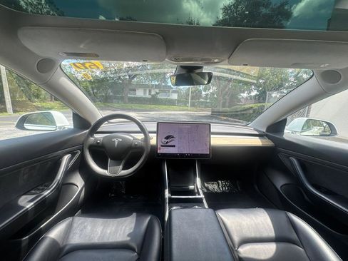 Used 2020 Tesla Model 3 Standard Range Plus image 28