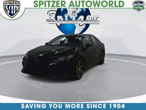 Used 2018 Toyota Camry SE w/ Convenience Package FWD image 4