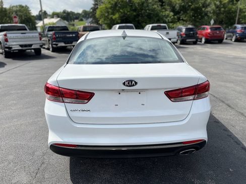 Used 2017 Kia Optima LX FWD image 6