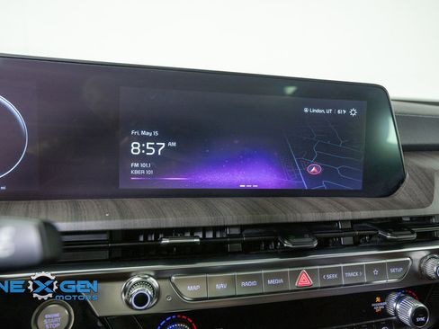 Used 2024 Kia Telluride SX Prestige AWD/4WD image 17
