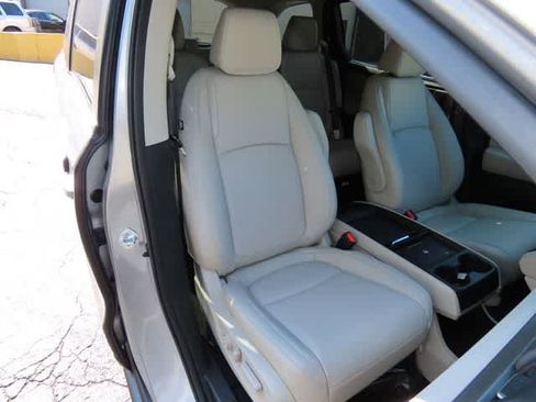 New 2026 Honda Odyssey EX-L image 17
