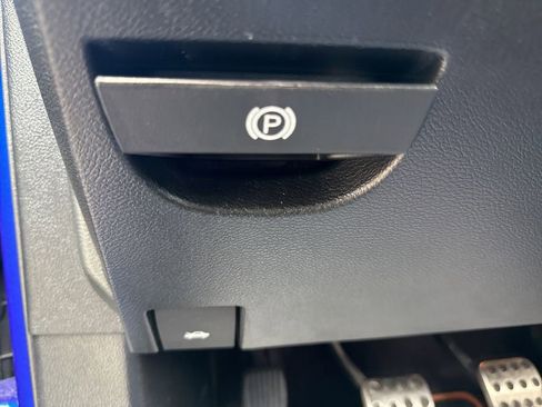 Used 2018 Dodge Challenger SRT Hellcat image 64