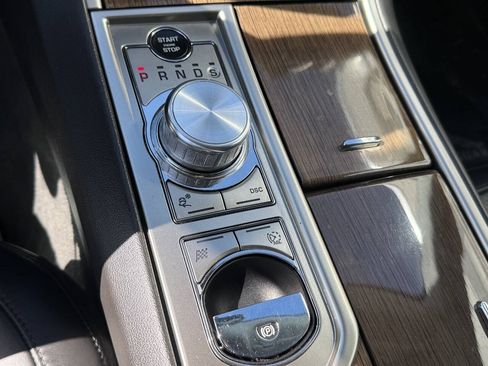 Used 2010 Jaguar XF Supercharged RWD image 11