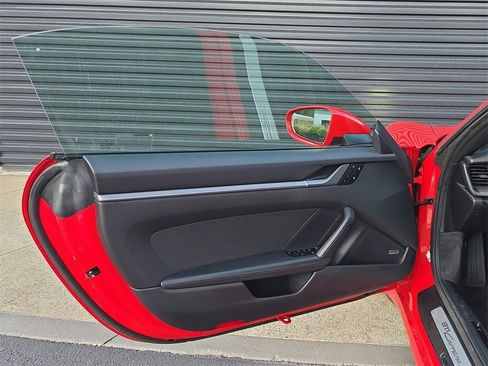 Used 2024 Porsche 911 Carrera S image 7