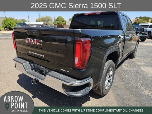 Used 2025 GMC Sierra 1500 SLT RWD image 11