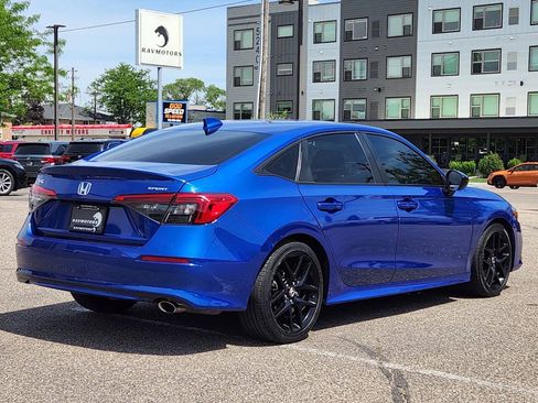 Used 2022 Honda Civic Sport image 10
