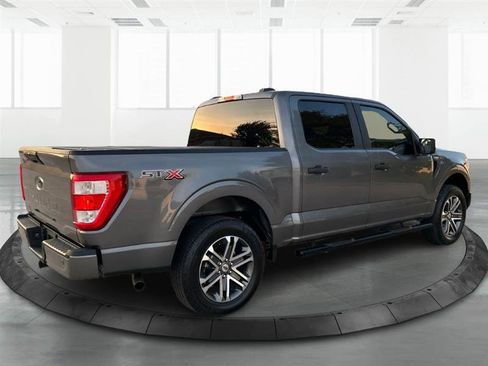 Used 2022 Ford F150 XL w/ STX Appearance Package RWD image 4