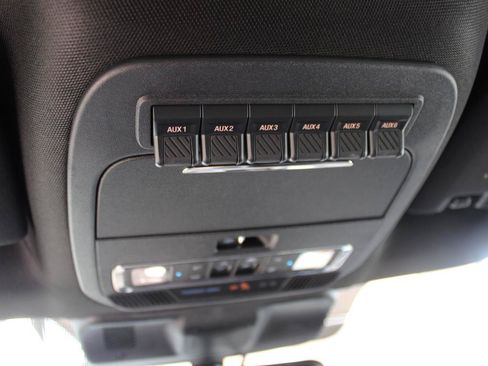 Used 2024 Ford F250 Platinum w/ Tremor Off-Road Package AWD/4WD image 28