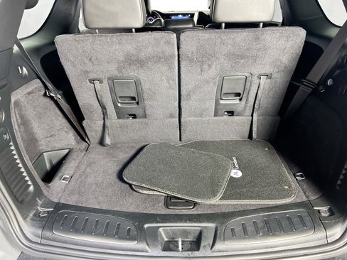 Used 2022 Dodge Durango R/T w/ Blacktop Package image 27