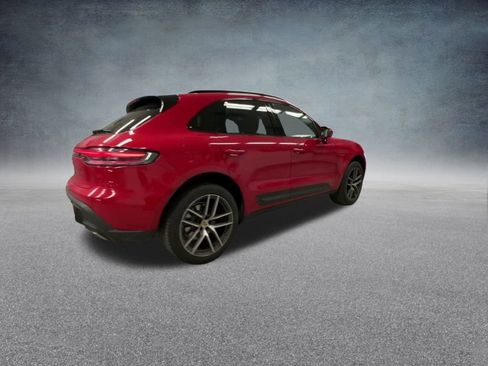 Used 2022 Porsche Macan image 23