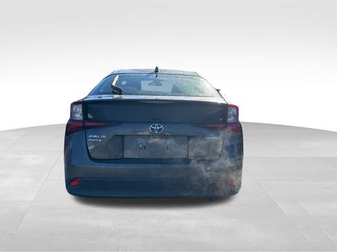 Used 2020 Toyota Prius LE image 7