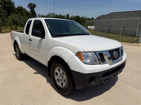 Used 2021 Nissan Frontier S RWD image 10