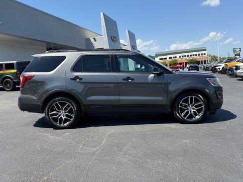 Used 2016 Ford Explorer Sport w/ Equipment Group 401A image 3