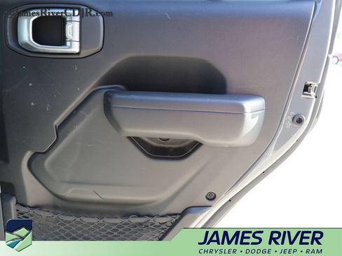 Used 2023 Jeep Wrangler Unlimited w/ Cold Weather Group AWD/4WD image 11