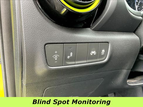 Used 2020 Hyundai Kona Limited FWD image 37