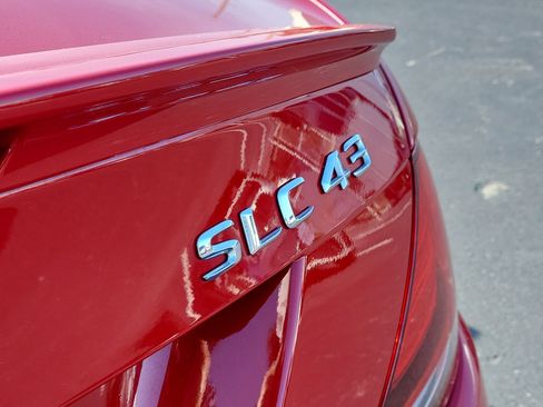 Used 2017 Mercedes-Benz SLC 43 AMG image 6